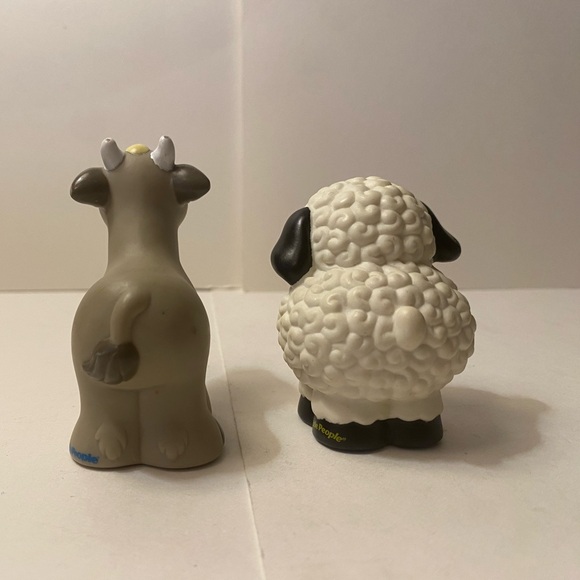 # 28 Fisher-Price Little PeopleCowboy and Animal Friends Playset - Picture 6 of 15